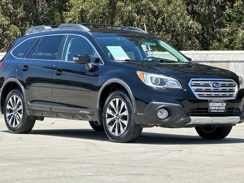 Used 2015 Subaru Outback 3.6R Limited AWD/4WD image 6