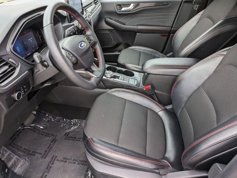 Used 2025 Ford Escape ST-Line image 20