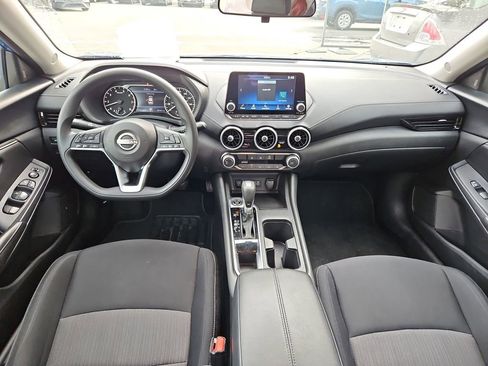 Used 2024 Nissan Sentra SV image 9