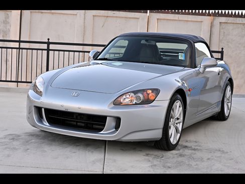 Used 2006 Honda S2000 image 1