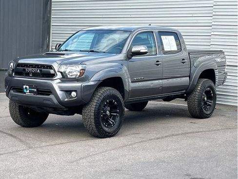 Used 2014 Toyota Tacoma 4x4 Double Cab image 6