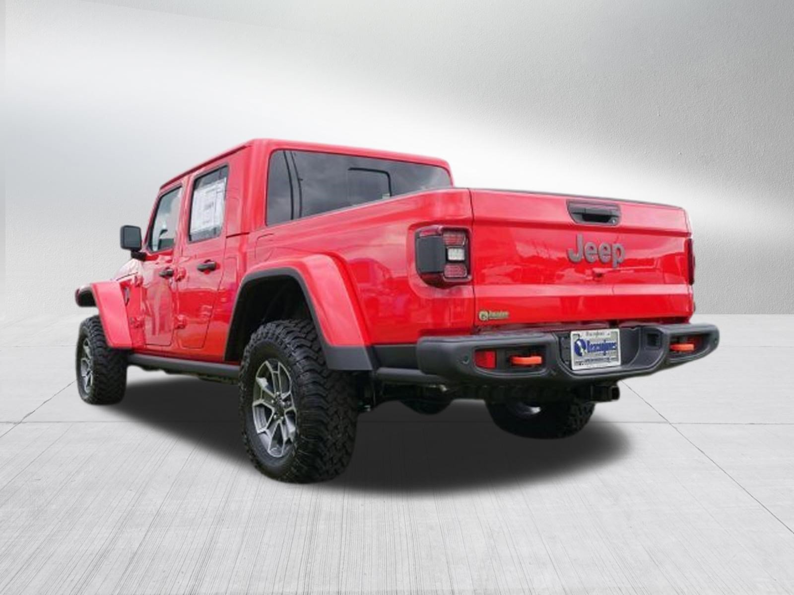 Used 2025 Jeep Gladiator Mojave AWD/4WD image 5