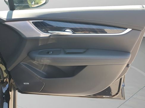 New 2025 Cadillac XT6 Premium Luxury w/ LPO, Floor Liner Package image 13