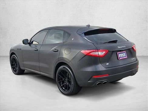 Used 2019 Maserati Levante image 8