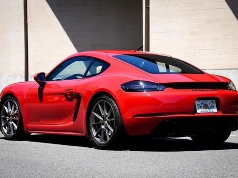 Used 2025 Porsche 718 Cayman GTS RWD image 4