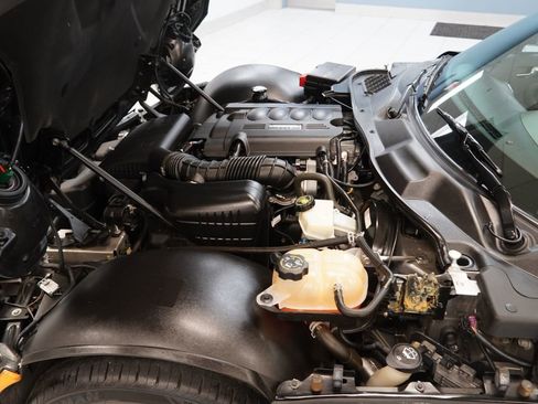 Used 2007 Pontiac Solstice Convertible RWD image 28