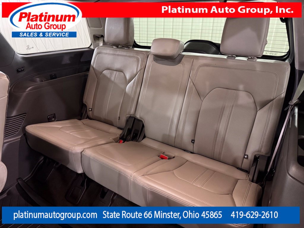 Used 2019 Ford Expedition Limited w/ Equipment Group 302A RWD image 29