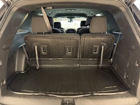 Certified 2023 Chevrolet Traverse LT image 9