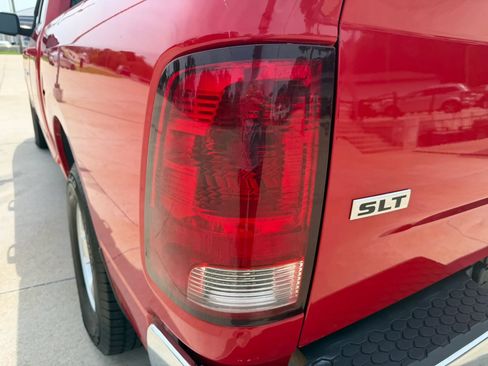 Used 2012 RAM 1500 Classic SLT AWD/4WD image 68
