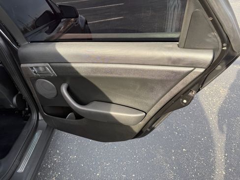 Used 2011 Chevrolet Caprice image 17