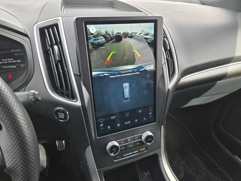 Certified 2024 Ford Edge ST-Line w/ Class II Trailer Tow Package AWD/4WD image 14
