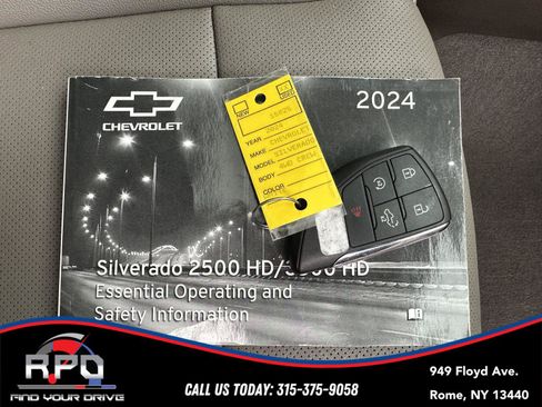 Used 2024 Chevrolet Silverado 2500 LTZ w/ LTZ Convenience Package AWD/4WD image 32