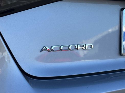 Certified 2025 Honda Accord SE image 28