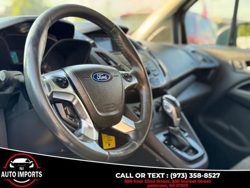 Used 2014 Ford Transit Connect XLT image 12