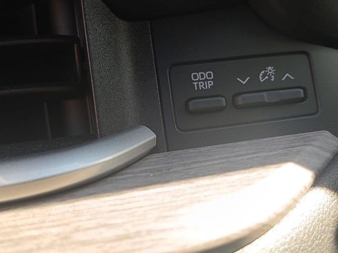 Used 2024 Toyota Grand Highlander Limited image 13