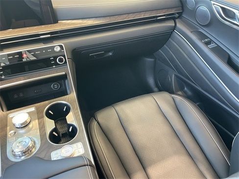 New 2025 Genesis GV80 3.5T Advanced image 8