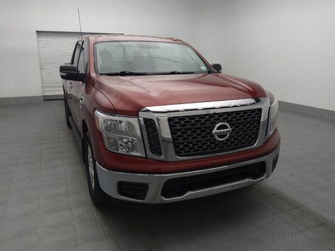 Used 2017 Nissan Titan SV RWD image 14