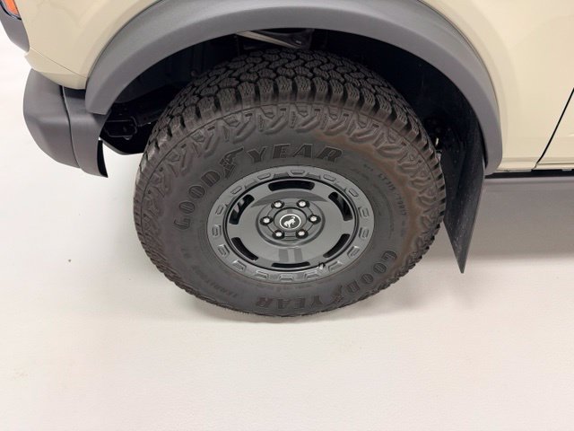 Used 2025 Ford Bronco Badlands w/ Sasquatch Package AWD/4WD image 16