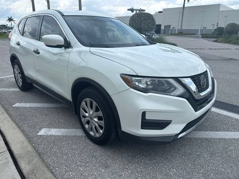 Used 2018 Nissan Rogue S FWD image 7