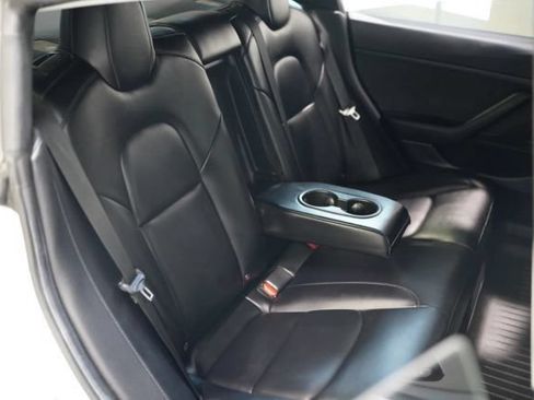 Used 2021 Tesla Model 3 Standard Range Plus RWD image 38