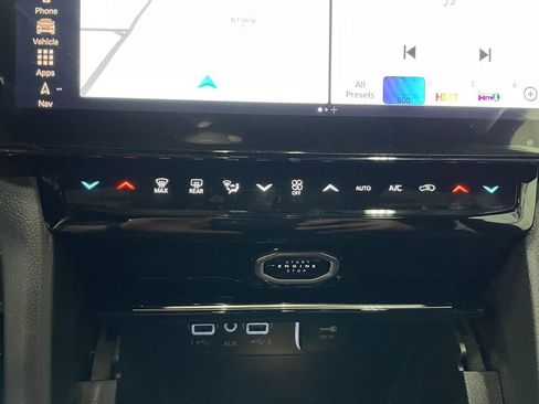 New 2026 Jeep Grand Cherokee L Limited image 14