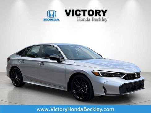 Used 2025 Honda Civic Sport image 1
