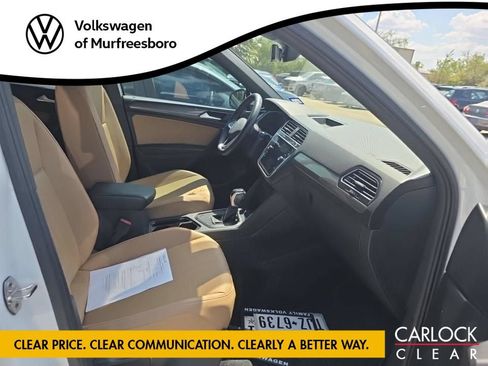 Used 2023 Volkswagen Tiguan SE FWD image 7