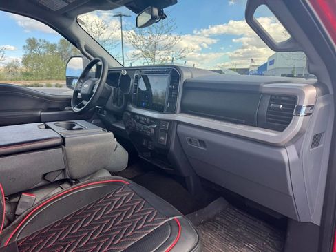 Used 2024 Ford F250 XLT w/ XLT Premium Package AWD/4WD image 16