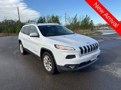 Used 2015 Jeep Cherokee Limited w/ Luxury Group