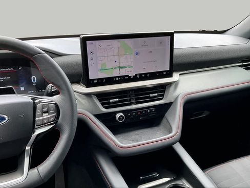 Used 2025 Ford Explorer ST-Line RWD image 7