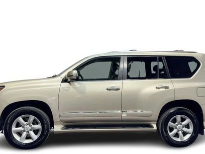 Used 2016 Lexus GX 460 w/ Navigation Package