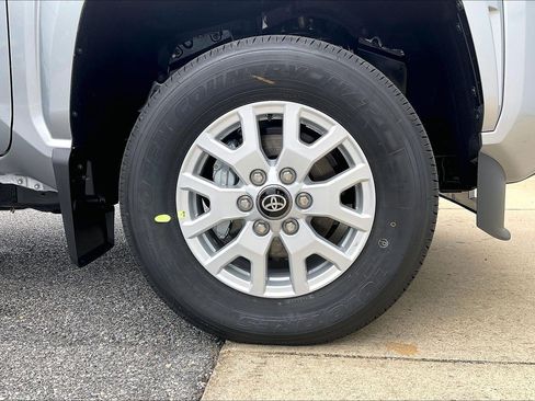 New 2026 Toyota Tacoma SR5 AWD/4WD image 15