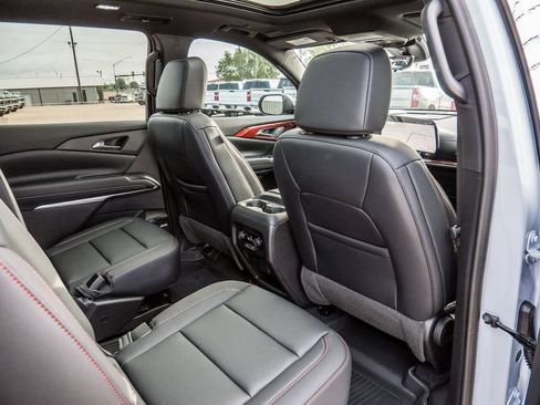 New 2026 Chevrolet Traverse Z71 w/ Enhanced Driving Package AWD/4WD image 51