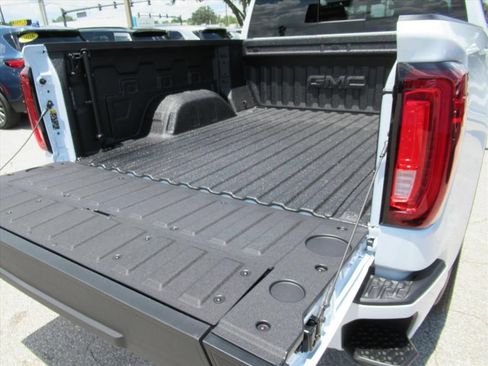 New 2026 GMC Sierra 1500 Denali Ultimate AWD/4WD image 9