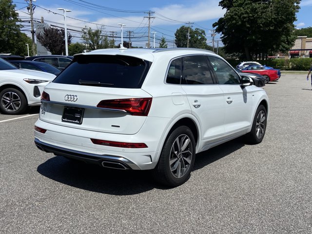Used 2023 Audi Q5 2.0T Premium w/ Convenience Package AWD/4WD image 5