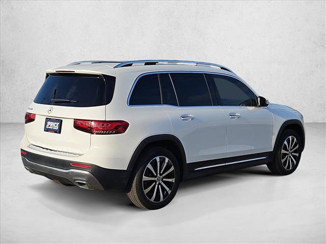Used 2022 Mercedes-Benz GLB 250 image 3