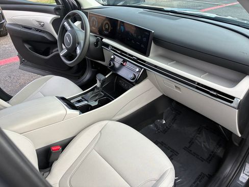 Certified 2025 Hyundai Tucson SEL image 15