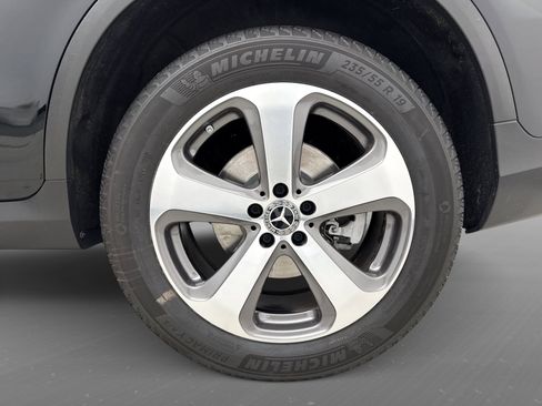 Used 2022 Mercedes-Benz GLC 300 4MATIC image 26
