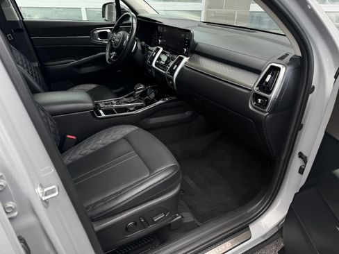 Used 2022 Kia Sorento SX AWD/4WD image 47