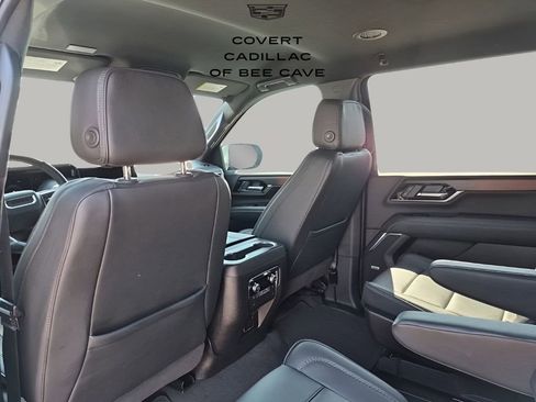 Used 2025 GMC Yukon XL Denali image 21