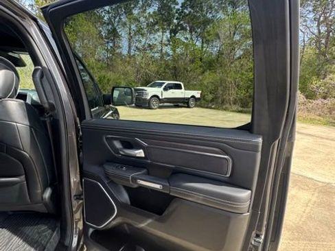 Used 2025 RAM 1500 Laramie w/ Sport Appearance Package image 14