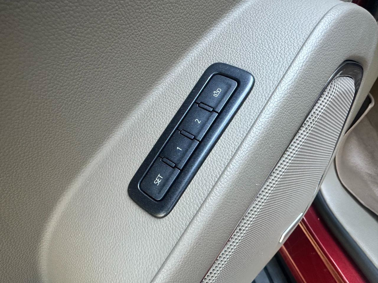 Used 2019 GMC Yukon SLT w/ Open Road Package RWD image 10