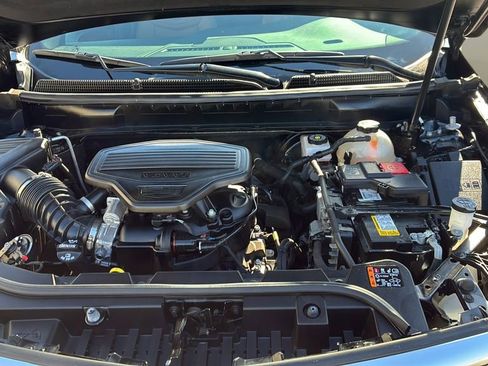 Certified 2023 Cadillac XT5 Premium Luxury w/ LPO, Floor Liner Package image 11