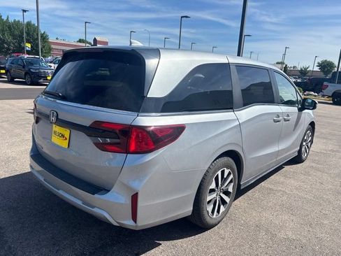 Used 2025 Honda Odyssey EX-L image 6