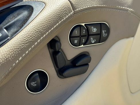 Used 2009 Mercedes-Benz SL 550 image 13