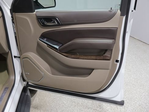 Used 2016 Chevrolet Suburban LT AWD/4WD image 23
