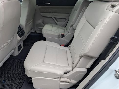 Used 2021 Volkswagen Atlas SEL R-Line FWD image 9