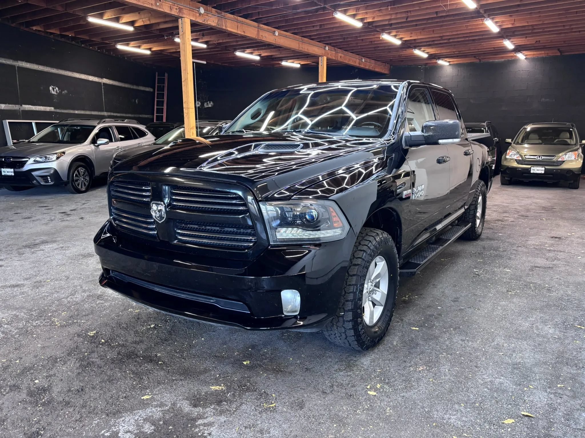 Used 2015 RAM 1500 Sport w/ Sport Premium Group AWD/4WD image 3