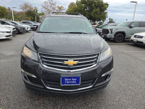 Used 2016 Chevrolet Traverse LT FWD image 8