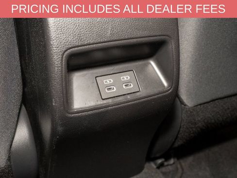 Used 2025 Toyota Corolla LE FWD image 7